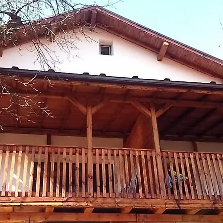трънската къща Guest house Trun